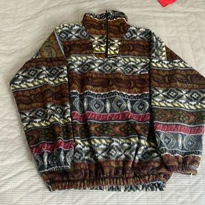 Large Patagonia fleece multi colored/pattern